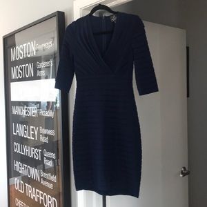Adrianna Papell navy blue 3/4 sleeve dress
